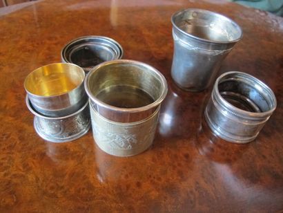 Silver lot including a timbale, a napkin...