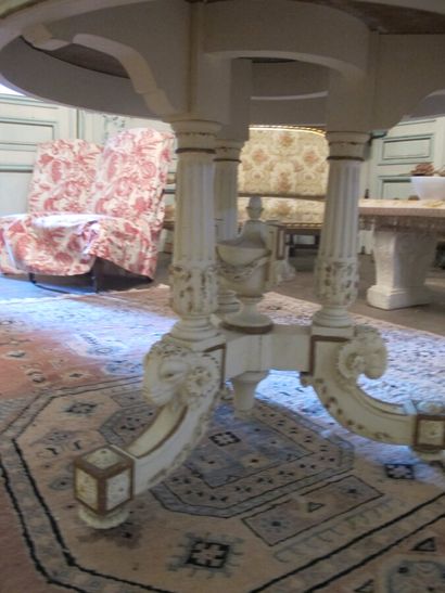 Pedestal table with a circular marble top,...