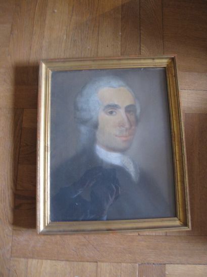 French school of the 18th century

Two portraits...