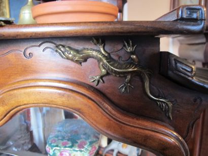 In the manner of VIARDOT,

Display cabinet...