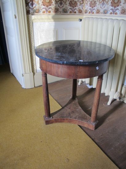 Mahogany and mahogany veneer circular pedestal...