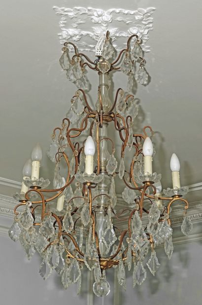 Eight-light chandelier with crystal pend...