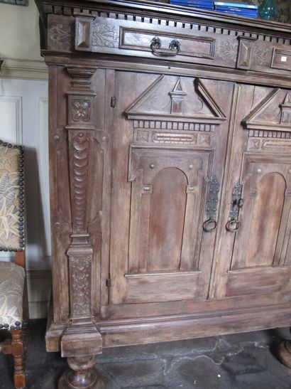 Carved wood sideboard with two doors and...