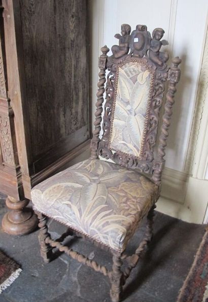 Nine chairs with openwork backrest in carved...