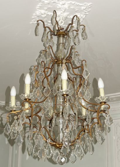 Eight-light chandelier with crystal pend...