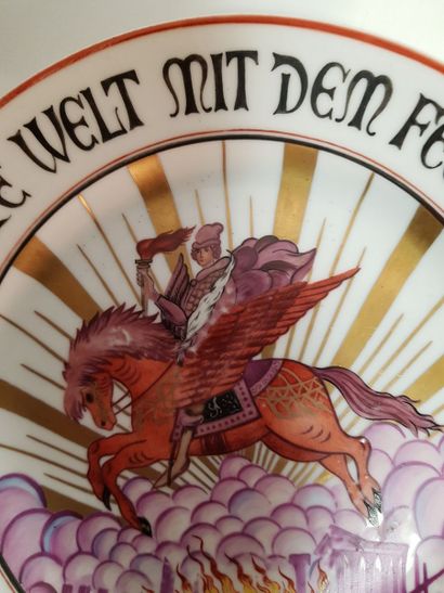 State factory, PETROGRAD, 1922

Soviet propaganda...