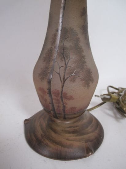 DAUM Nancy

Pied de lampe de forme balustre...