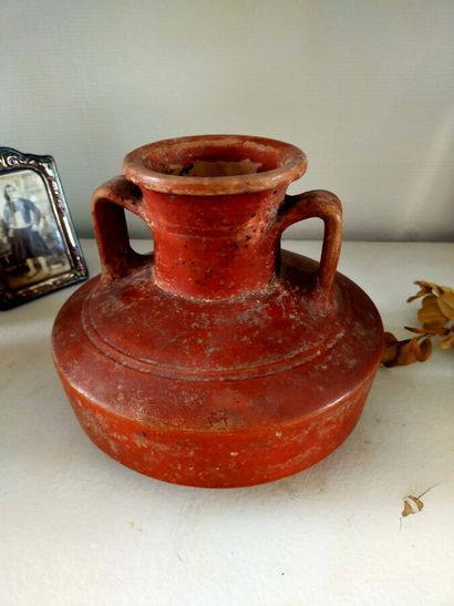 Ensemble de huit vases en terre cuite Afrique...