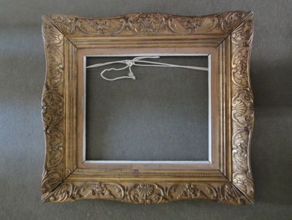 Lot de cinq cadres

66x82 cm

82x74 cm

43x37...