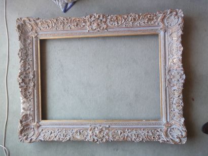 Lot de cinq cadres

66x82 cm

82x74 cm

43x37...
