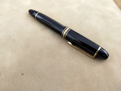 MONT BLANC MEISTERSTUCK 

Stylo plume la...