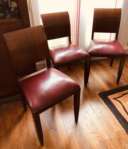 Suite de six chaises en bois de placage,...
