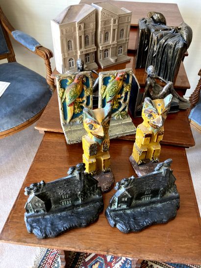 Lot de six serre-livres
