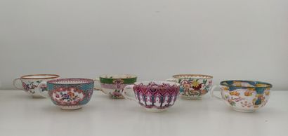 MINTON & Divers

Partie de service en faience...