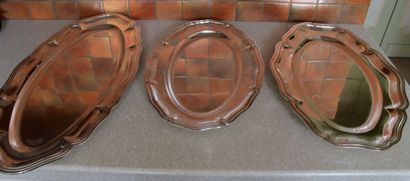 CHRISTOFLE

Trois plats en métal argenté,...