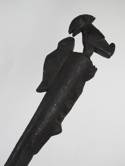 Bâton de chef en bois sculpté patiné travail...