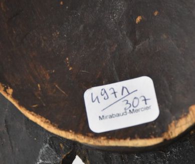 Masque africain

H. 42 cm