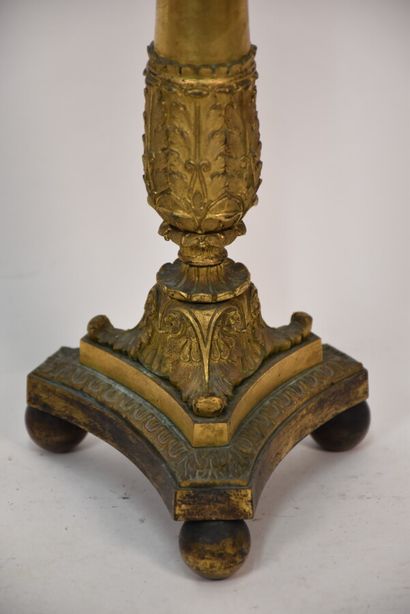 Pair of gilt bronze torches 

Restoration...