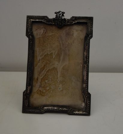 Silver frame 

18x12 cm

Weight : 486 gr