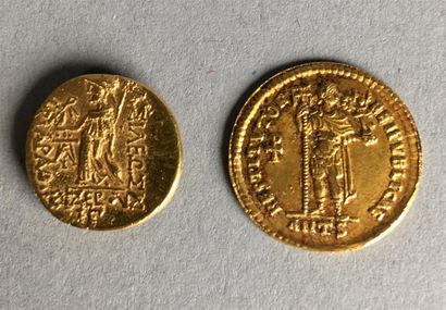 Two golden books - Justinian

Weight. : 5...