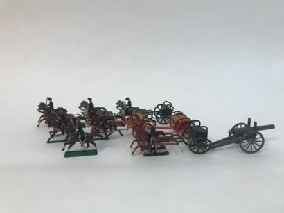 Lot of lead soldiers including three sets...