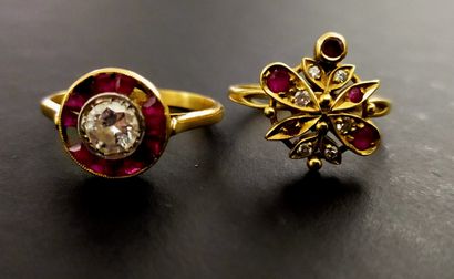 Lot of 18 k yellow gold rings, one set with...
