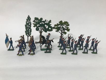 Lot of four sets of lead soldiers of the...