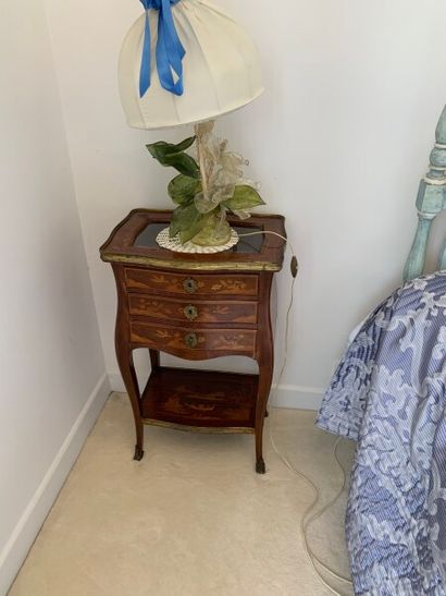 Two small marquetry bedside tables opening...