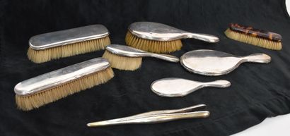 Set of toiletry silver mounting style LXVI...