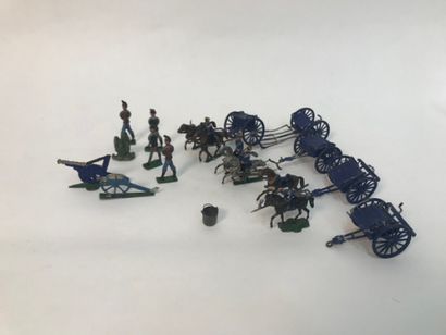 Lot of lead soldiers including three sets...