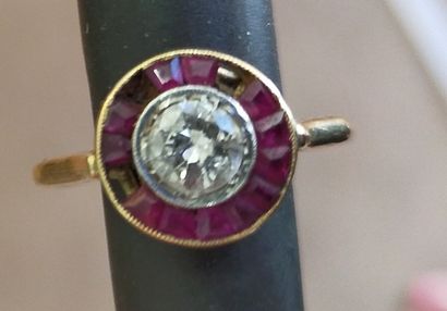Lot of 18 k yellow gold rings, one set with...