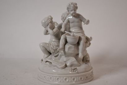 Porcelain group in the taste of Meissen

Height:...