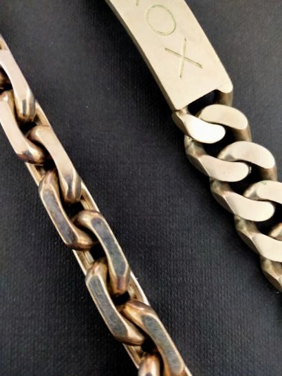 Curb in silver and bracelet in silver mesh

Weight...
