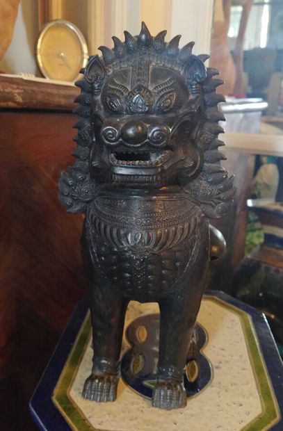 THAILAND

Black patina bronze statuette representing...