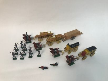 Lot of lead soldiers including three sets...