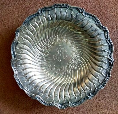 Silver display stand with rocaille decoration

Weight...