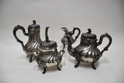 Silver tea and coffee set with twisted ribs

Weight...
