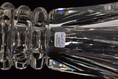 SAINT LOUIS

Vase 

H. 30 cm 

chips