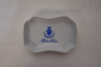 Lot including:

a silver-plated metal jug

a...