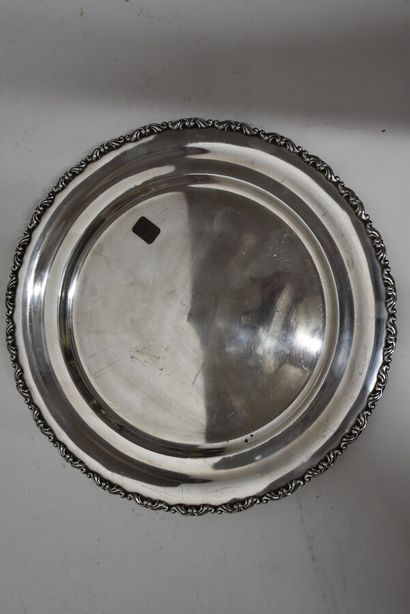 Silver plated lot including: a tray with...