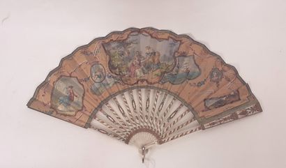 Ivory fan with polychrome gold flower decoration,...