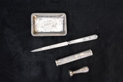 Set of toiletry silver mounting style LXVI...