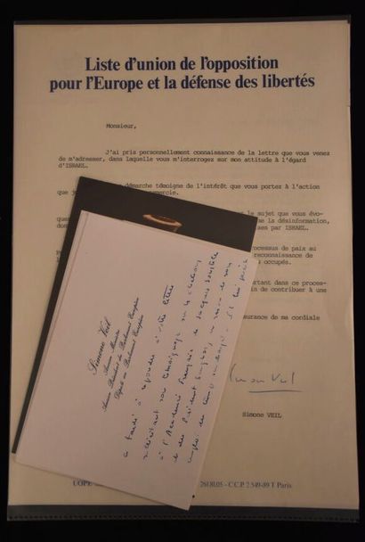 POLITIQUE FRANÇAISE CONTEMPORAINE. Ens. de...
