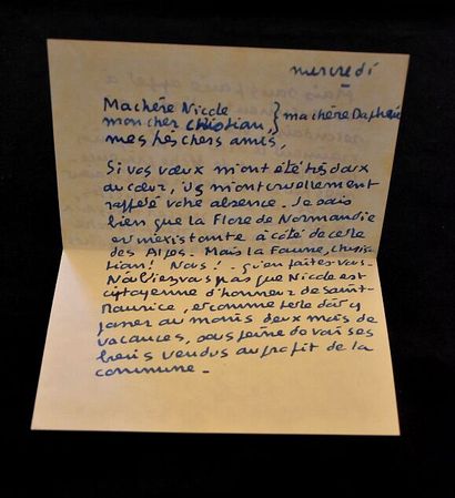 AUTOGRAPHES. BETTENCOURT (Pierre). 3 lettres...