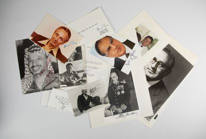 HOMMES POLITIQUES ÉTRANGERS. Photos dédicacées...