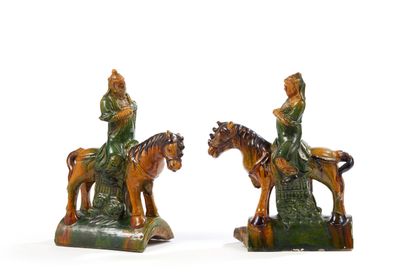 CHINE, dynastie Ming (1368 - 1644)

Deux...