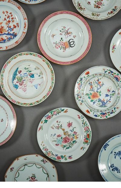 Chine, XVIIIe siècle

Quatorze assiettes...