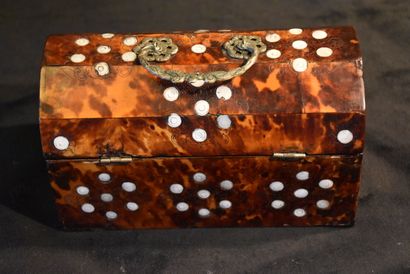 Coffret de voyage en écaille de tortue et...