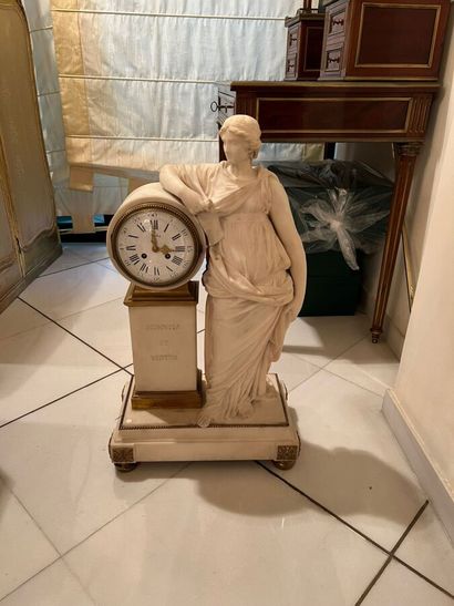 Importante pendule borne en albâtre et bronze...