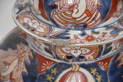 Japon, XVIIIe siècle

Vase couvert et fontaine...